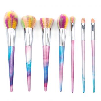 Colorful hair brush for Young people to use