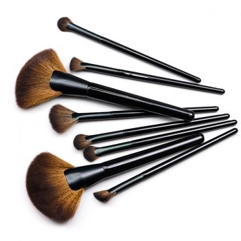 8-piece set brush with bright black wooden handle