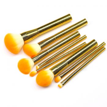 3D water-drop pattern electroplated plastic handle is in a luxurious golden color with 2c Nylon hair 8pcs makeup brush