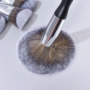 Source Factory Vegan Makeup Brushes 16pcs Professional High Quality Custom Logo Black Cosmetic Makeup Brushes Set