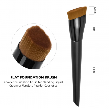 Bright black luxurious handle design with a teardrop-shaped concealer brush hair shape for makeup brush tool