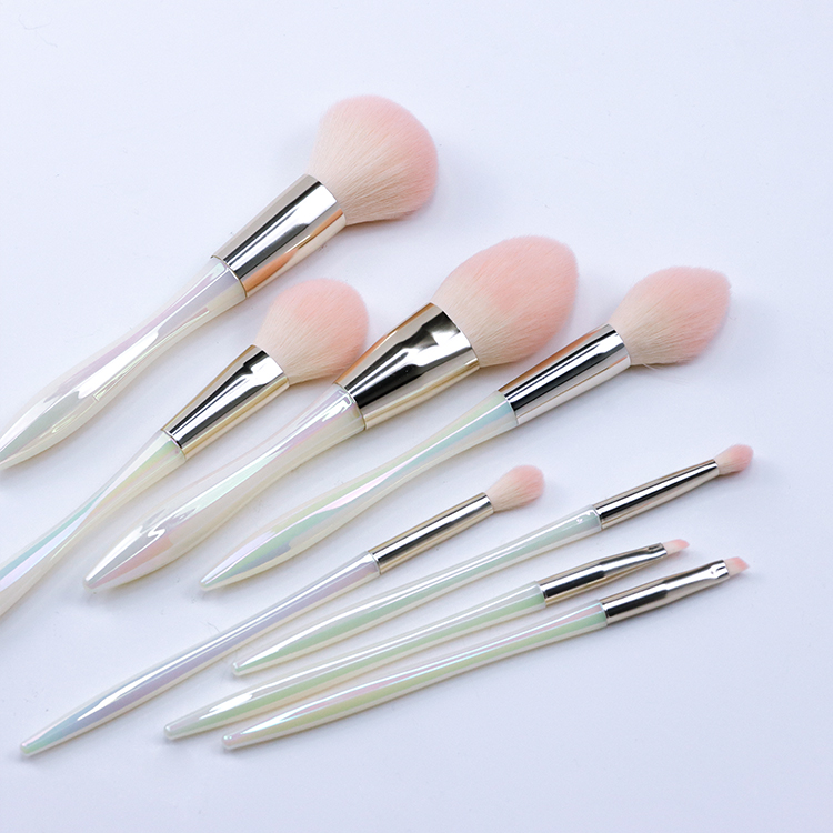 Gradient pink hair with glossy shell and colorful plastic handle series of brush sets